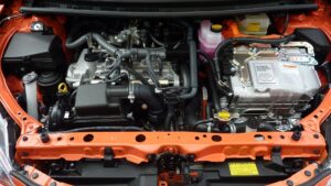 エンジン交換の費用は？オーバーホールの費用や知っておくべき注意点を解説